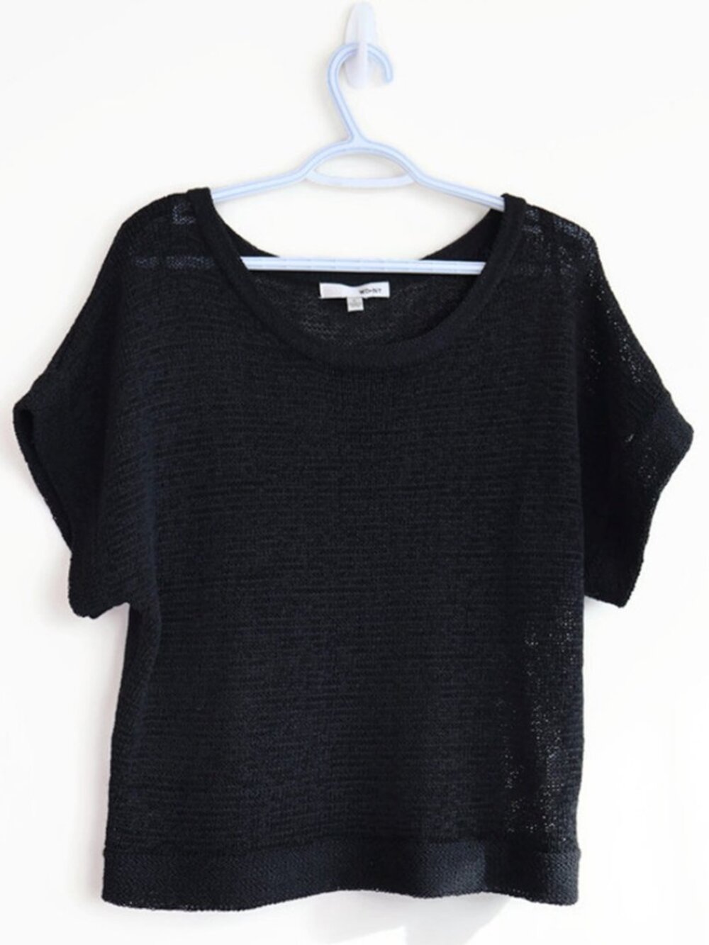 WD*NY - Black - Size L - Knit Top - Boxy - Lightweight Sweater - Scoop Neck Line